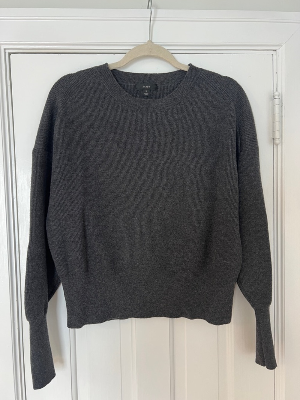 J. Crew Women’s Charcoal Crewneck Sweater Size Small Merino Wool/Cotton Blend